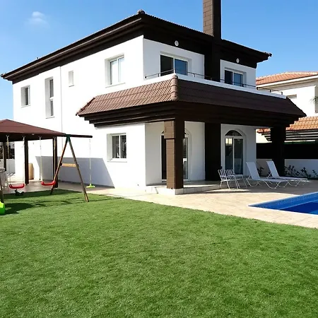 Angel Villa
