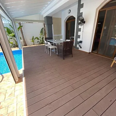 Angel - Exotic 200m From Holiday home Paralimni